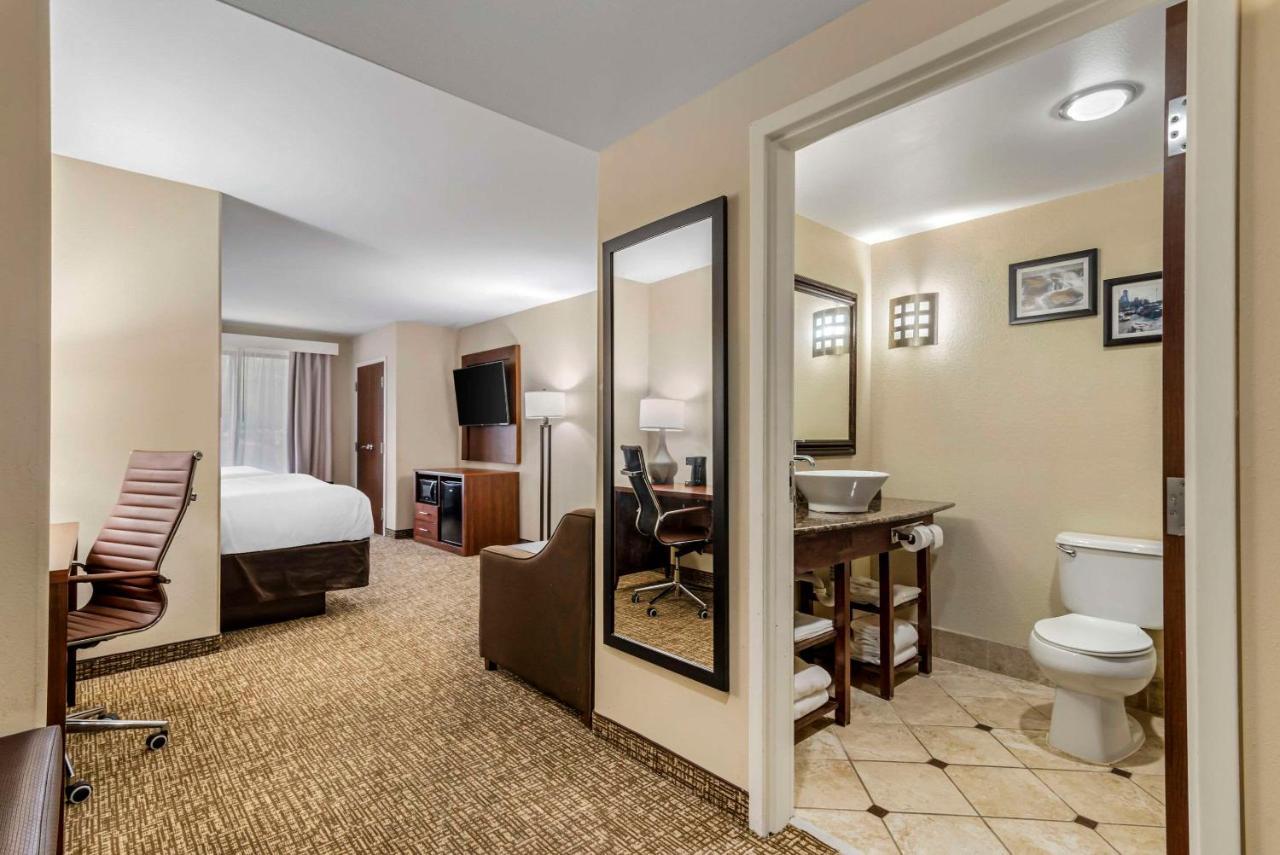 Comfort Suites At Kennesaw State University Kültér fotó